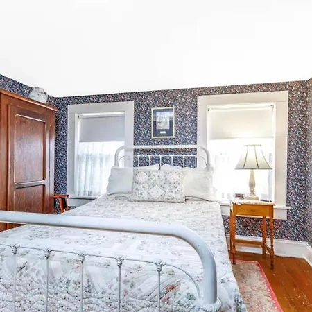Briarstone Inn Unit 1