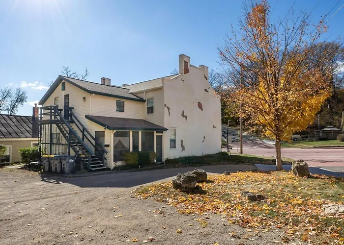 Briarstone Unit 1 Apartment Galena